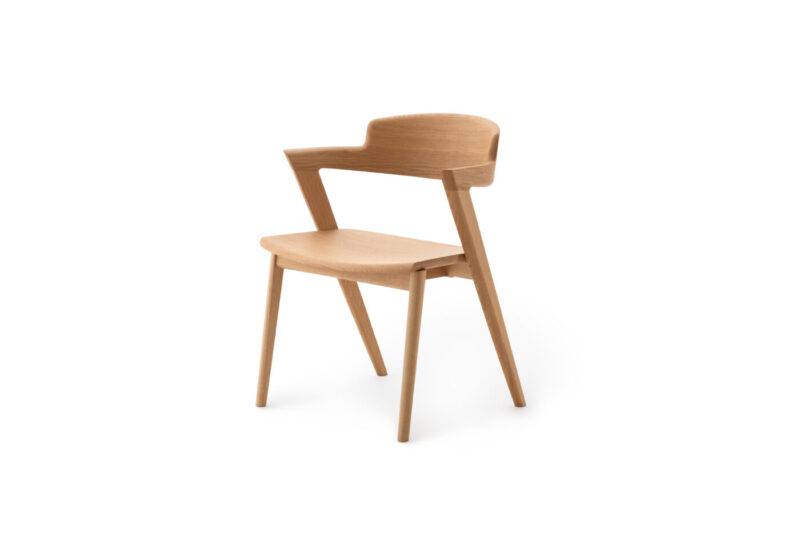 Viola half-arm chair